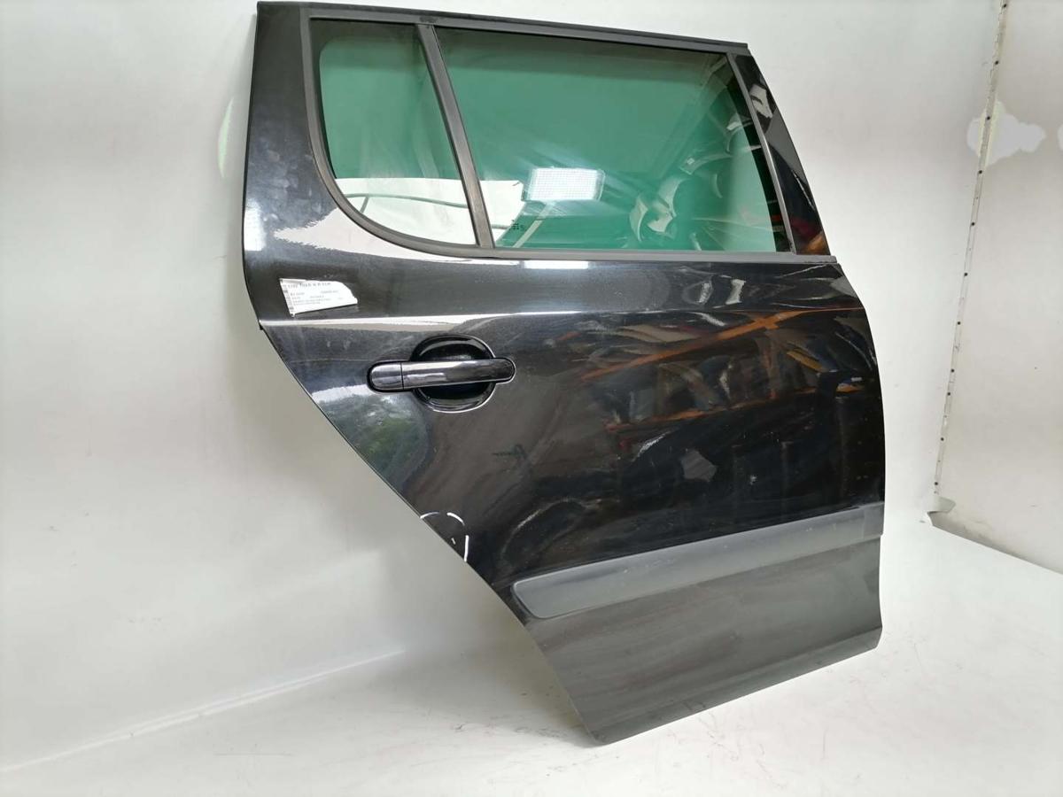 Skoda Fabia 2 5J original Tür hinten rechts 9910 schwarz manueller Fensterheber Bj.2008